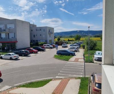 PREDAJ JEDINEČNÉHO 2 IZBOVÉHO BYTU S VLASTNÝM PARKOVANÍM
