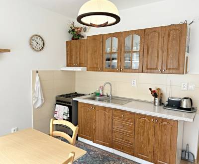 3- izbový byt, Trieda Hradca Králové, kompletná rekonštrukcia, 75 m2