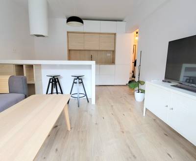 ŠTÝLOVÝ 2i byt, NOVOSTAVBA PARI, BALKÓN, KLÍMA, NIVY, Paričková ulica
