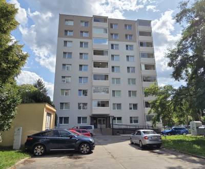 Rezervované! Na predaj 3 izbový byt, Nová Dubnica!