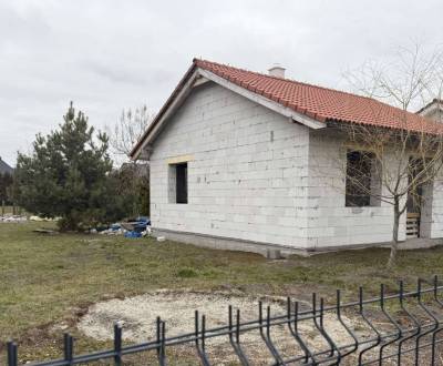 Rozostavaný rodinný dom - Dolný Štál