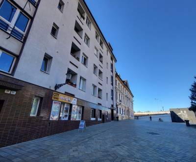 Štýlový 2-izbový byt v srdci Starého Mesta Bratislavy