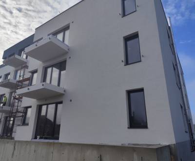 Exkluzivne, predaj 3-izbový byt s výmerou 72,46m2 vo výstavbe  Bolešov