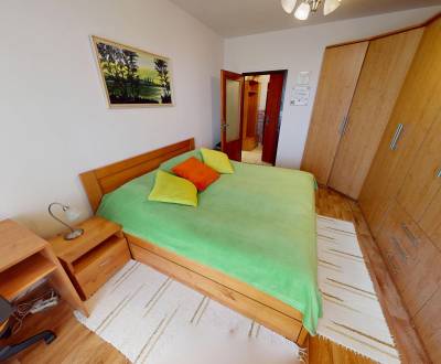 (80 m²) 3i BYT S DVOMA LOGGIAMI