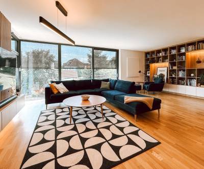 Dizajnový 3 izbový byt s 2 terasami a garážou na Kolibe