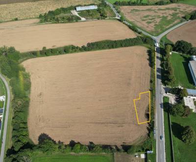 NA PREDAJ - STAVEBNÝ POZEMOK (572m2), ŠTEFÁNIKOVA UL., SENICA