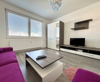 PRENAJATÝ Na prenájom 2i byt v super lokalite Titogradská, Košice