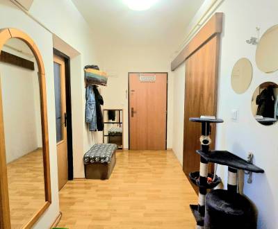 Priestranný 3-izbový byt (72 m² + balkón) – Sokolovce, výhodná kúpa !