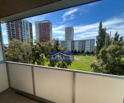 PREDANÉ - PREDAJ, VRANOVSKÁ, PETRŽALKA - 2 IZBOVÝ BYT