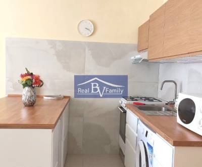 PRENAJATÉ - PRENÁJOM, VILOVÁ, PETRŽALKA - DVOJGARSÓNKA 