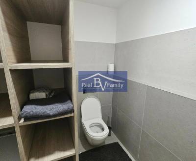 PRENAJATÉ - PRENÁJOM, BOTTOVA, STARÉ MESTO - 2 IZBOVÝ BYT