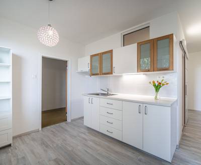 REZERVOVANÝ - 3i BYT, 73 m2, BRATISLAVSKÁ ul. - PEZINOK JUH