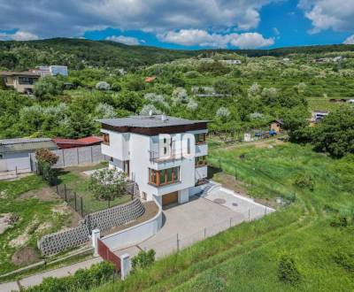 NADŠTANDARDNÝ 5i RD s možnosťou dokončenia do ŠTANDARDU  - CENTRUM aj 