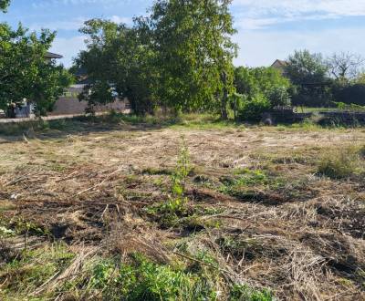 Rohový stavebný pozemok Prellenkirchen