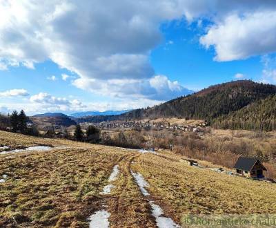Pozemok s výhľadom aj na chatu