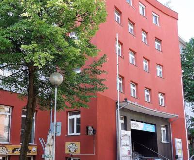 Kancelársky celok v širšom centre, Ružinov, flexibilný priestor, 44m2,