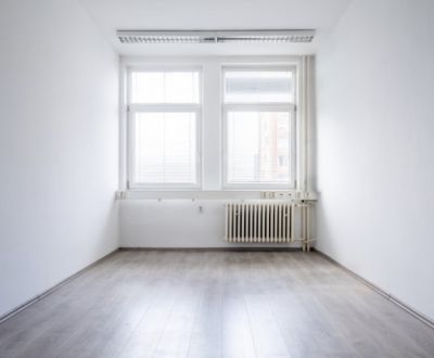 Kancelársky celok 72m2, Za kasárňou, Nové Mesto