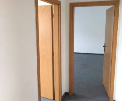 Samostatný admin. celok 97m2, Záhradnícka ul., Ružinov