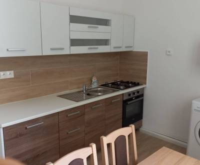 Rezervované - Predaj 1-izbový. byt, centrum - Párovce