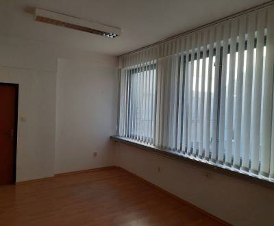 Prenájom kancelárií 21 m2 v centre Trnavy