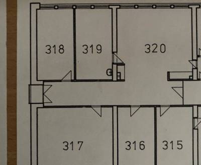 Kancelária 144m2, Za kasárňou, parkovanie