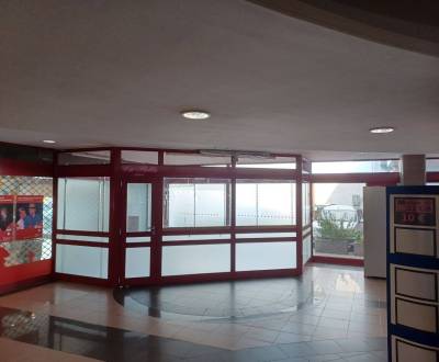 Obchodný priestor 16,33m2, Grand House, Záhradnícka 95, Ružinov