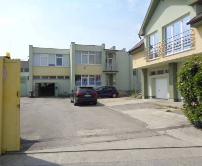 Kancelárske priestory 75m2, 150m2, parkovanie, P. Biskupice