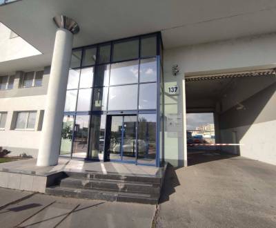 Administratívne priestory od 17m2, Vajnorská ul., Nové Mesto