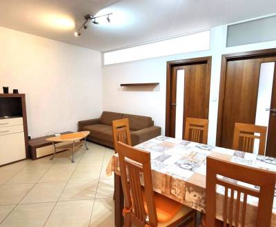 Prenájom 3izbový byt Topoľčany - centrum