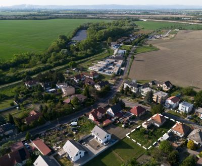 Vidiecky dom s veľkým pozemkom v Kalinkovo – pokojné bývanie