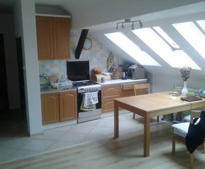 Obchodná ul. - predaj 3 izbového bytu v centre mesta