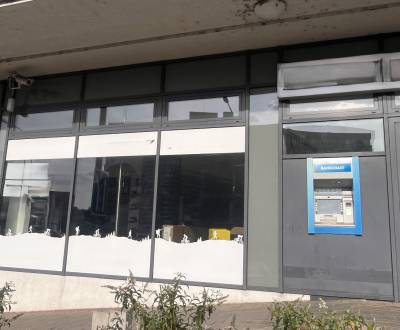 Prenájom obchodného priestoru v Ružinove, 172 m2