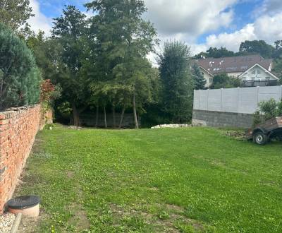 Stavebný pozemok v centre Stupavy