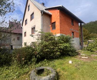 Predaj: Rodinný dom v meste Turzovka (323-D)