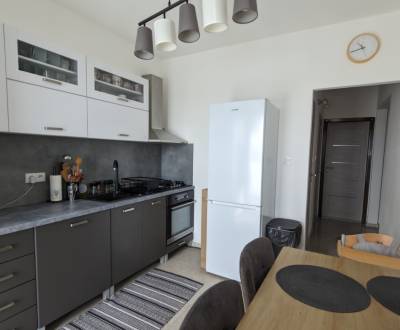 2-izbový byt na predaj, Vráble – sídl. Žitava, 53 m2