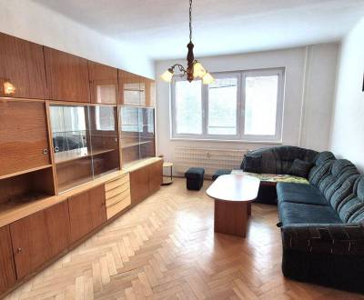 Prenájom 2izbový byt Topoľčany - Kuzmányho