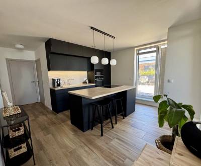 Prenájom, Nadštandardný 2-izb.byt s terasou 89m2, Bratislava Koliba