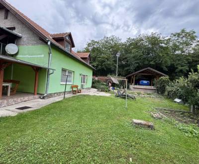  Znížená cena Na predaj: Rodinný dom – Šahy, okraj prírody