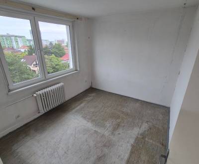 Predáme 2,5 izb byt na Mudrochovej ulici