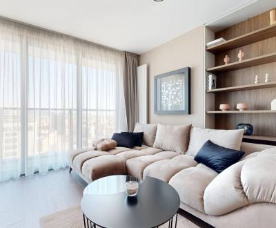 Butikovo zariadený ateliér na 32. poschodí Eurovea Tower