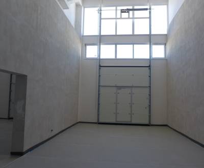 Sklad na prenájom o ploche 82 m2 so zázemím