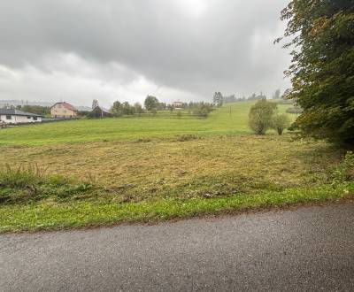 Pozemok na výstavbu domu, chaty v pokojnej lokalite obce Staškov