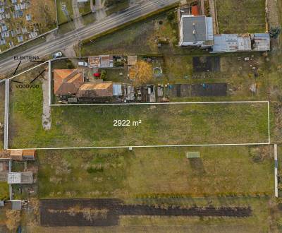 Pozrite si SKVELÝ stavebný pozemok s IS, POVOLENÍM na 2 RD 