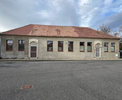 Na predaj podnikateľský priestor na hlavnom ťahu v obci Kopčany