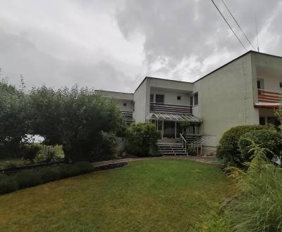 Priestranný rodinný dom v tichej lokalite Martin Priekopa