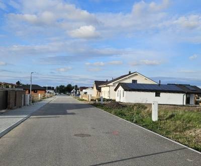 Na predaj ideálny stavebný pozemok Bernolákovo 662m2