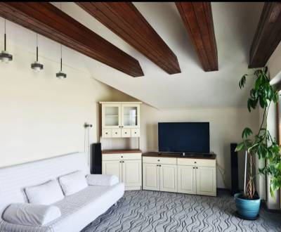 Krásny slnečný rodinný dom Rovinka 165m2