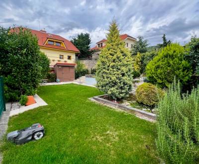 Komfortný 5-izb RD, bazén, krásna lokalita, Svätý Jur, pri BA