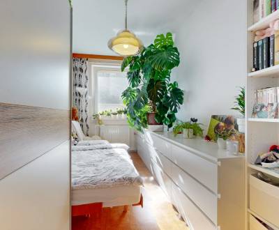 REZERVOVANÝ | 4i presvetlený byt na začiatku Petržalky | 83 m²