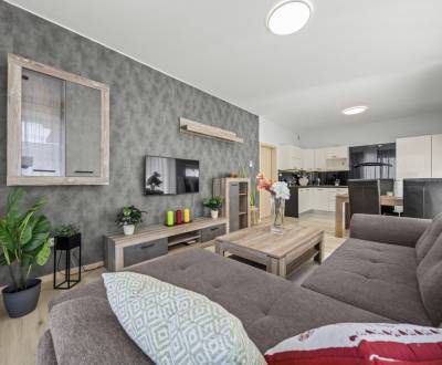 , predaj 3i. bytu, terasa, 2 x gar. státie, Smaragdová, Jarovce